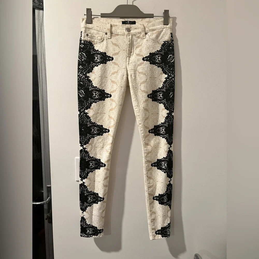 7 For All Mankind Cream Lace Printed Skinny Denim Sz. 27 *EUC* MSRP: $249+tax - Picture 2 of 9